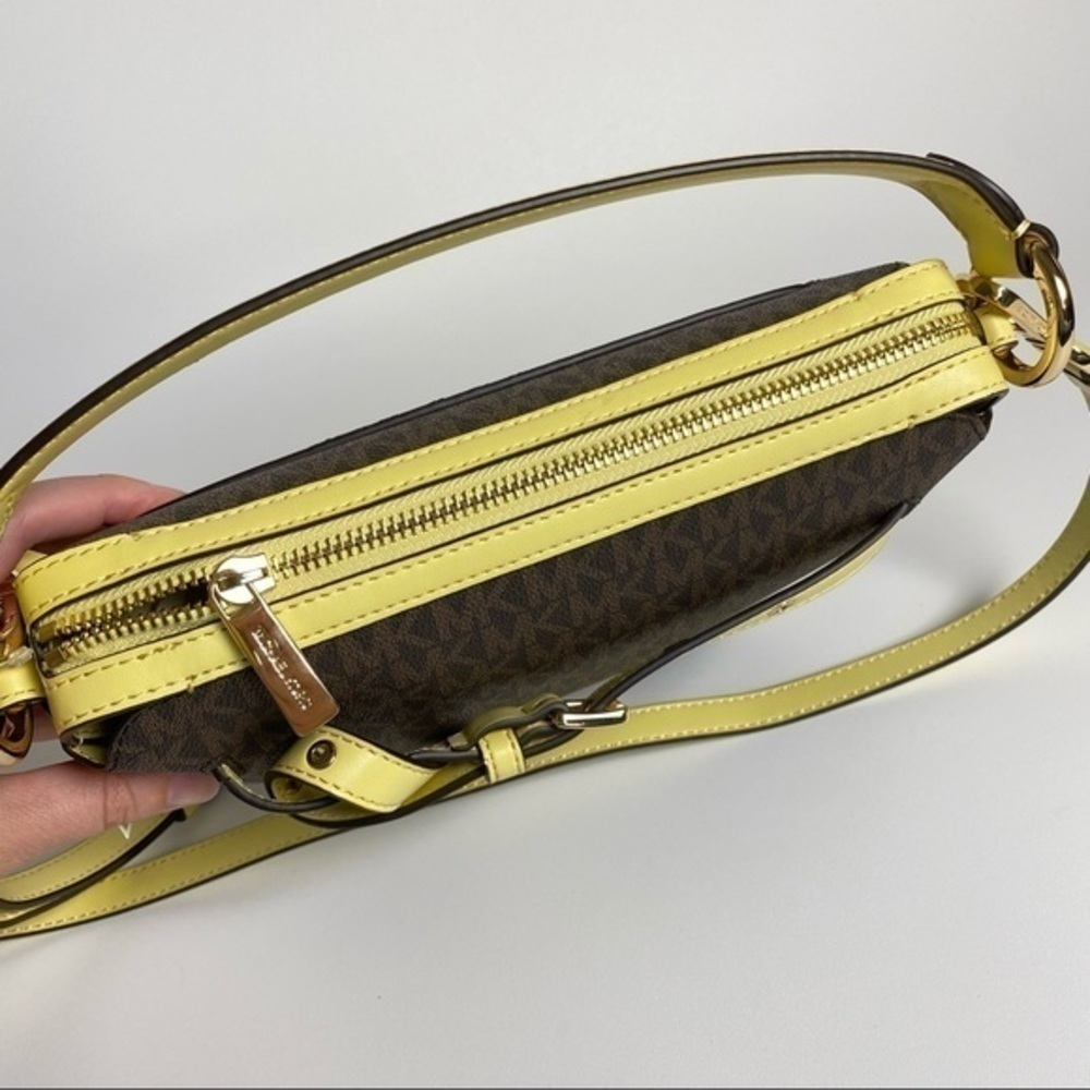 Michael Kors Emilia Dome Crossbody bag - Picture 13 of 15